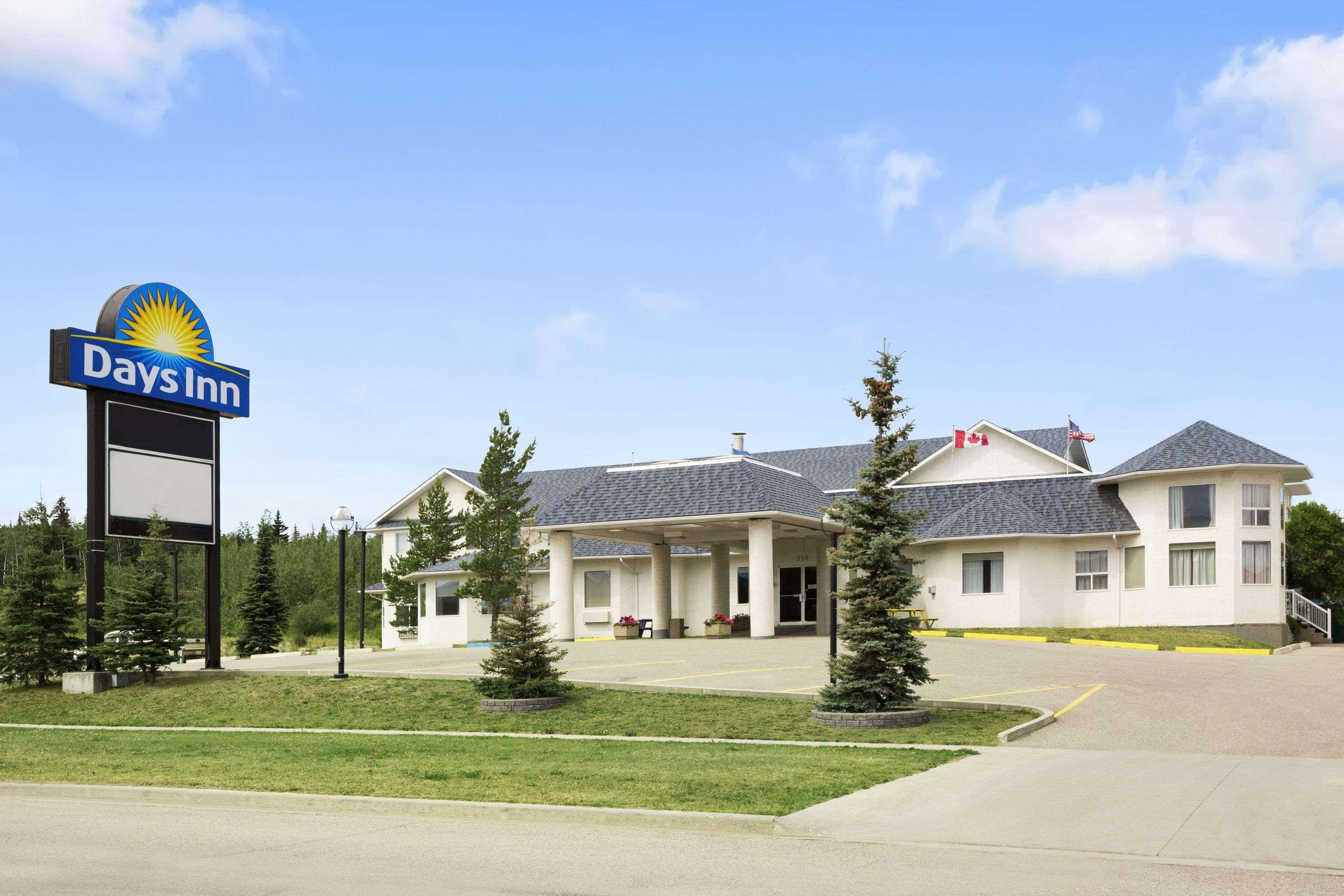 Days Inn By Wyndham Hinton Luaran gambar